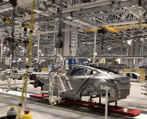 汽車部件的搬運(yùn)和組裝離不開智能提升機(jī)