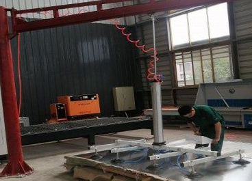 物流倉庫為什么會用到智能提升機(jī)